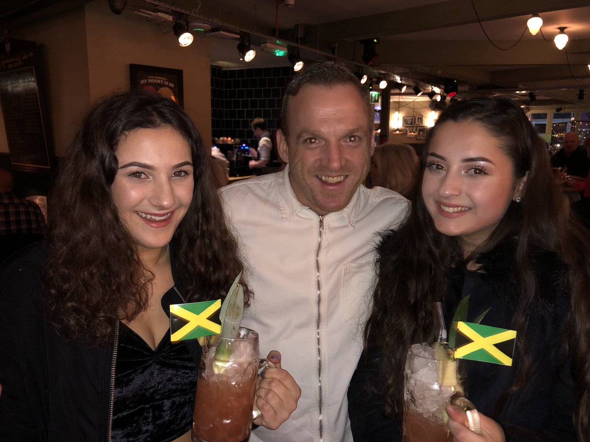 MKFOODMAG's tweet photo. @EatWithSpencer spotted out with @THORStipi staff party #chefoftheyear https://t.co/EocxbkzA6h