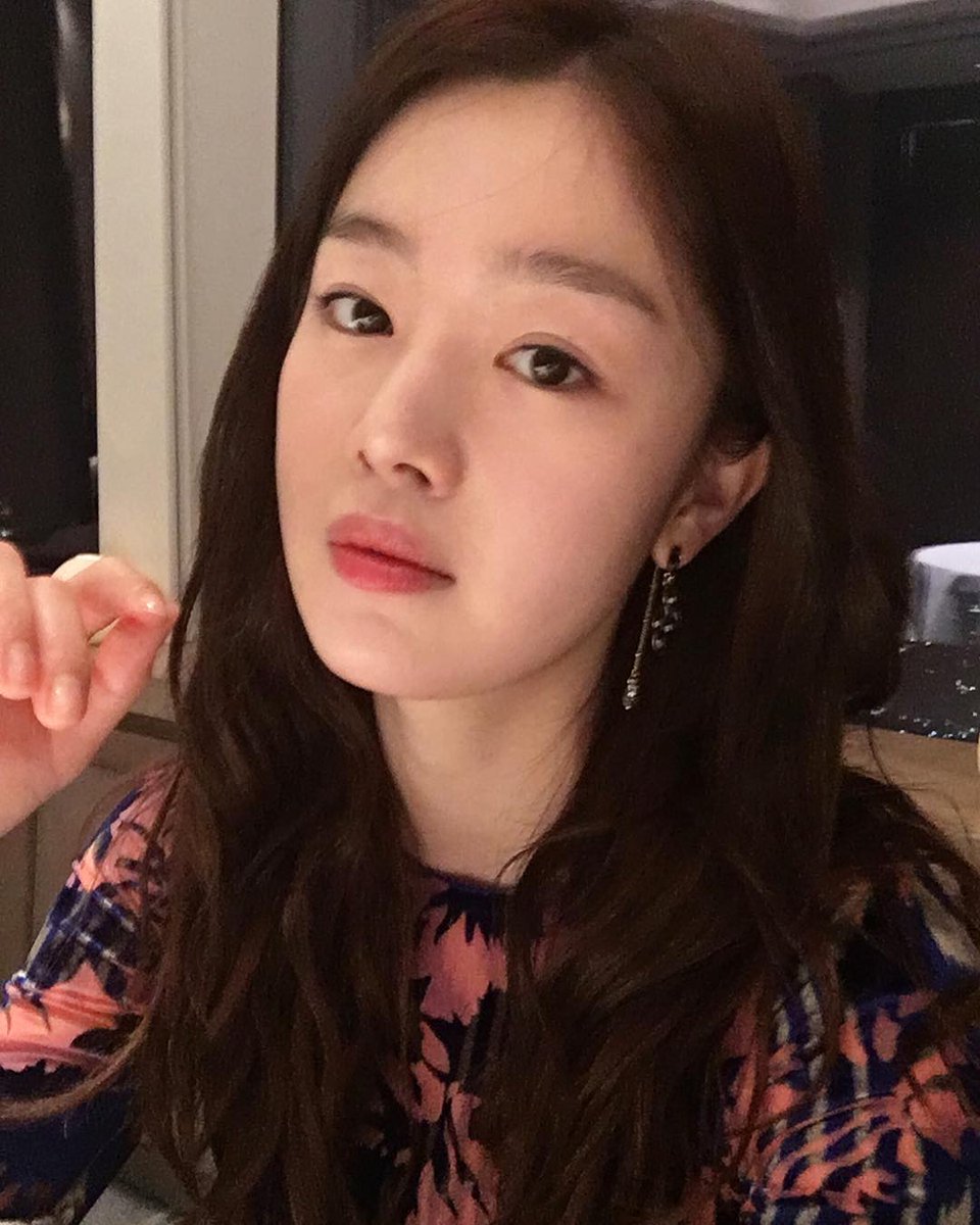 Secret_BR's tweet photo. [#SUNSTAGRAM] 04.02.18 shh_daily https://t.co/cGQQuwinS2
