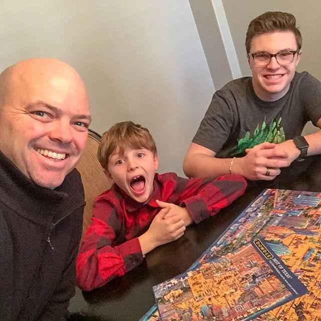 DaveQuinn247's tweet photo. #markitoff Spent the afternoon crossing an item off my summer of intentions list. Put a #TX #puzzle together with the kids. #boom #familyfun #texaspride #liveonpurpose @definingaudacity_radioshow https://t.co/KXaaEw2Drv https://t.co/x9S5KSdmBQ
