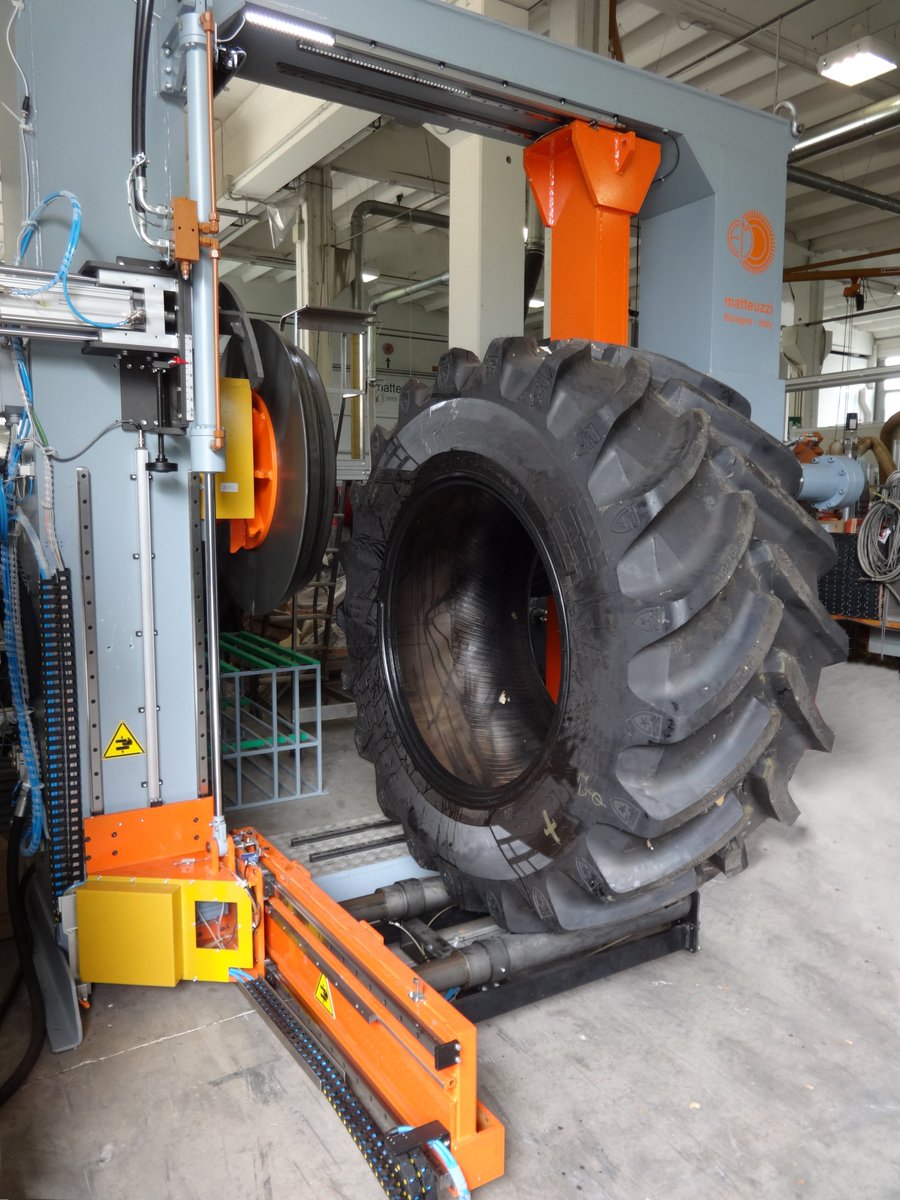 TiretechEXPO's tweet image. #Matteuzzi @TiretechEXPO 2018 Stand9060
launch new #tirefinishing machinery #geometryinspection system for OTR and #agriculturaltires tiretechnology-expo.com/en/show-news.p… #motioncontrol #industrialautomation #industrialdesign #productionOptimization #IntegratedSystems #sensor #smartdata #tire