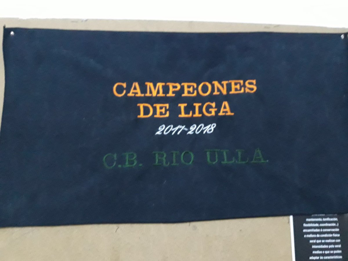 cbrioulla's tweet photo. Senior masculino: campions de liga zonal 17/18 https://t.co/MjlFYSCKNI