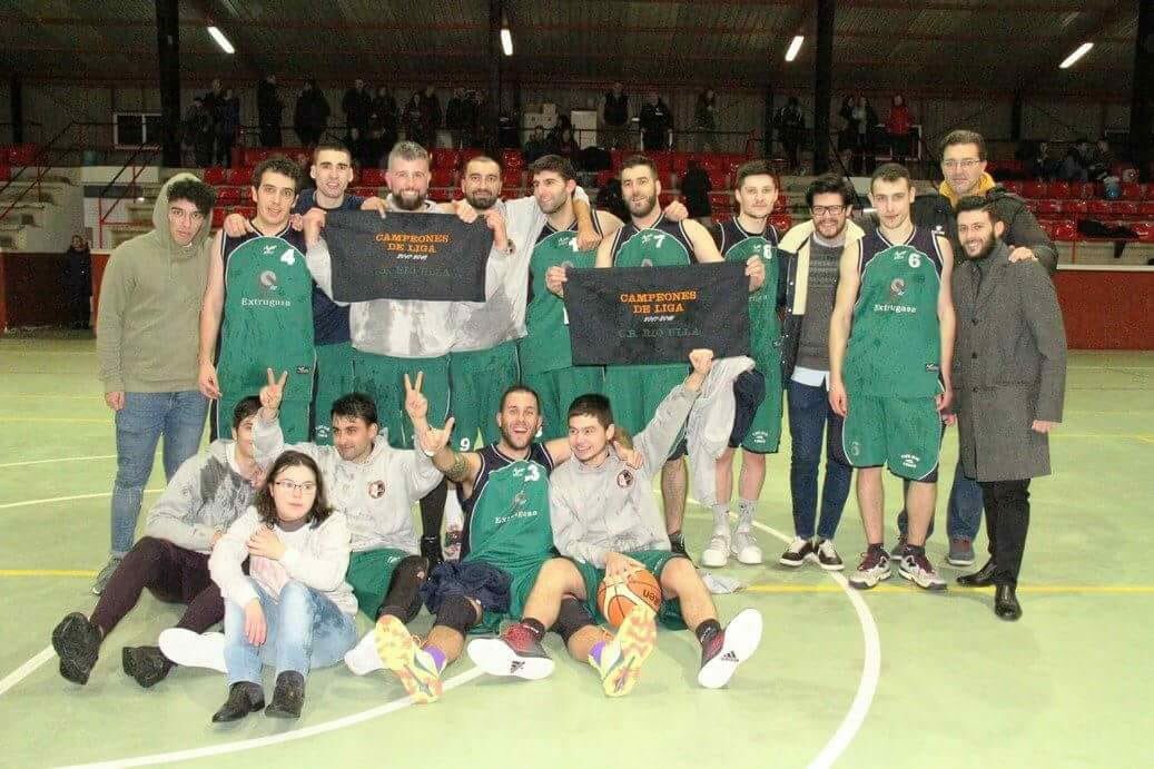 cbrioulla's tweet photo. Senior masculino: campions de liga zonal 17/18 https://t.co/MjlFYSCKNI
