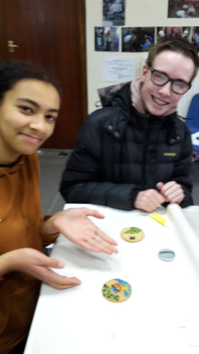 AfonExplorers's tweet photo. Cardiff @NorthScouts tried out #youshape ideas and discussed how to make our YL programme even better. @CardiffValeArea. https://t.co/7iZkJQ0LBp