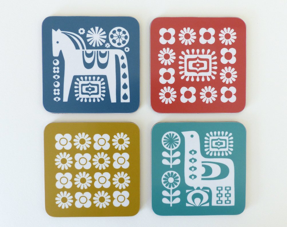 franwooddesign's tweet photo. Mid Century inspired coaster sets. In my online #etsyshop https://t.co/SnZOjUQYQ3
#CraftHour #CraftBuzz #midcenturymodern #midcenturykitchen #midcenturybarware #midcentury #midcenturystyle #retromodern #scandinavianretro #retrocoasters #scandinaviankitchen #coaster https://t.co/5o2SVoJCbK