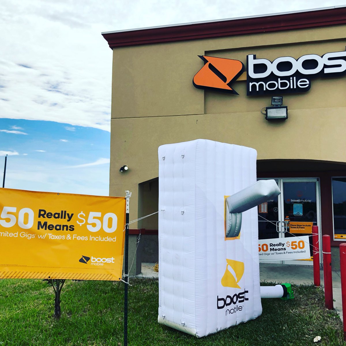R&R Prepaid LLC (@rrprepaid) on Twitter photo R&R Prepaid Authorized Boost Mobile Distributor At 107 and La Homa having a great Sunday helping a family switch 5 lines to Boost Mobile and start saving big 💰 956-580-9666 <a href="/JenniferLBoost/">Jennifer Longoria</a> <a href="/ChrisVasquez110/">CHRISTOPHER VASQUEZ</a> <a href="/JustinCapers/">Justin Capers</a> <a href="/JL_Alvarezvha/">JL</a> R&R Prepaid Authorized Boost Mobile Distributor At 107 and La Homa having a great Sunday helping a family switch 5 lines to Boost Mobile and start saving big 💰 956-580-9666 <a href="/JenniferLBoost/">Jennifer Longoria</a> <a href="/ChrisVasquez110/">CHRISTOPHER VASQUEZ</a> <a href="/JustinCapers/">Justin Capers</a> <a href="/JL_Alvarezvha/">JL</a>
