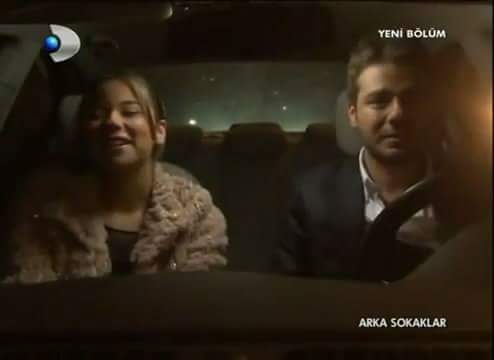 PinarAkdogan_n's tweet photo. 😘❤️ #ArkaSokaklar #alpin #aliakdogan #pınarakdogan #rızasoylu #aylasoylu #AliAkdoğan #PınarAkdiğan #AlPın #AlpKorkmaz #IpekYaylancıoğlu ❤ #ArkaSokaklar #AlPın #AlpKorkmaz #IpekYaylancıoğlu #ArkaSokaklar Ben seni çok seviyorum Ali çok seviyorumm.💕 #ArkaSokaklar https://t.co/UQBESGJ27Z