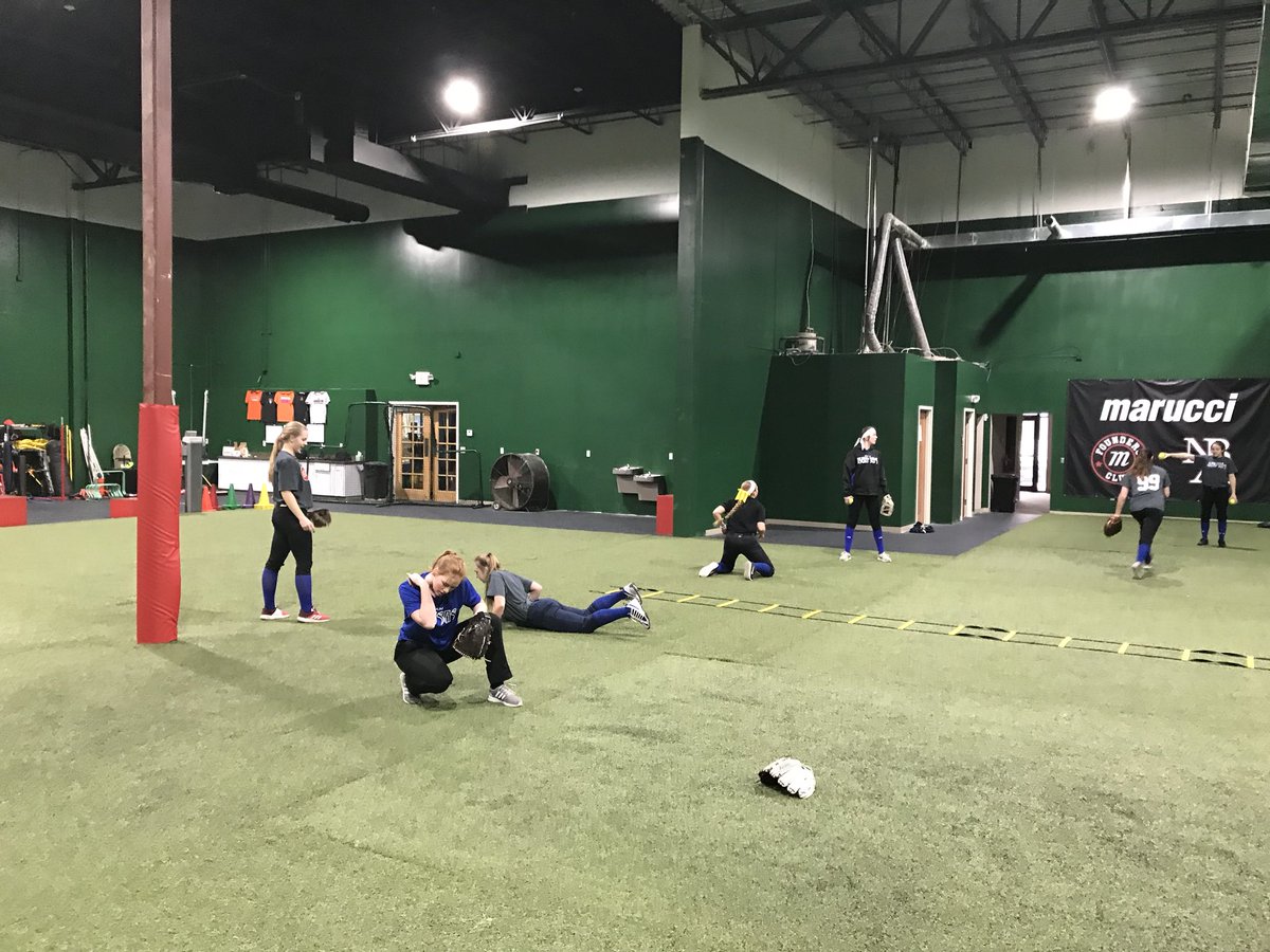 CoachMosher's tweet photo. Team Kansas 18โs, 16โs and 12โs all working hard this morning at practice. #hardworkpaysoff #TKpride https://t.co/Nzx4XiLKSH