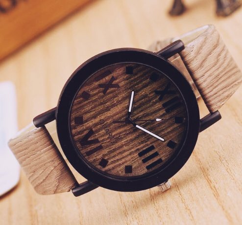 82Clock's tweet photo. ¡Hi guys! 👋🏻 Big watches, great moments,lower prices 😻 #priceless #watches #gifts #WeekendHour #women #Men https://t.co/d0WFSOe9jG