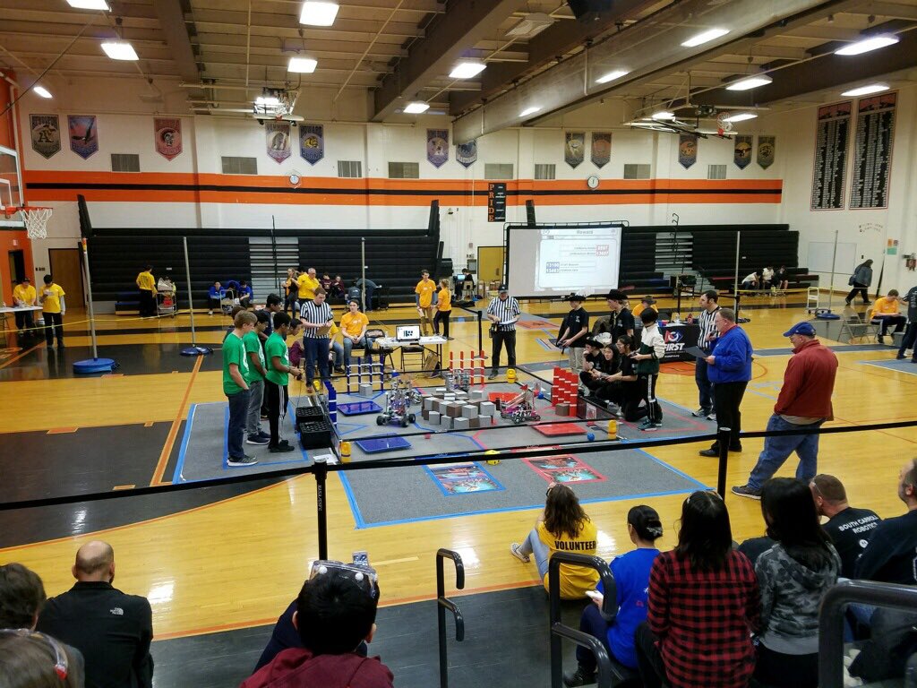 hcpss_wlhs's tweet image. Very impressive work being done by our #amazingWLHS Robotics Team at today’s 1st Tech Challenge. Thank yous to Dr Sura for sponsoring and @hcpss_omhs for hosting!  #LakePride