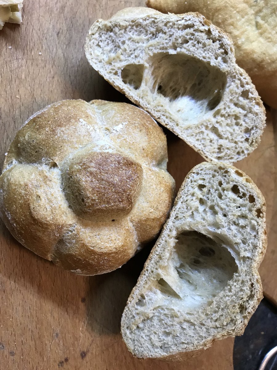 MasinoArena's tweet photo. Farine da grani antichi siciliani (timilia, russello) @masinoarena @francescothebakerychef @moliniriggi @solocosebuone @ https://t.co/cR6jvunRY5