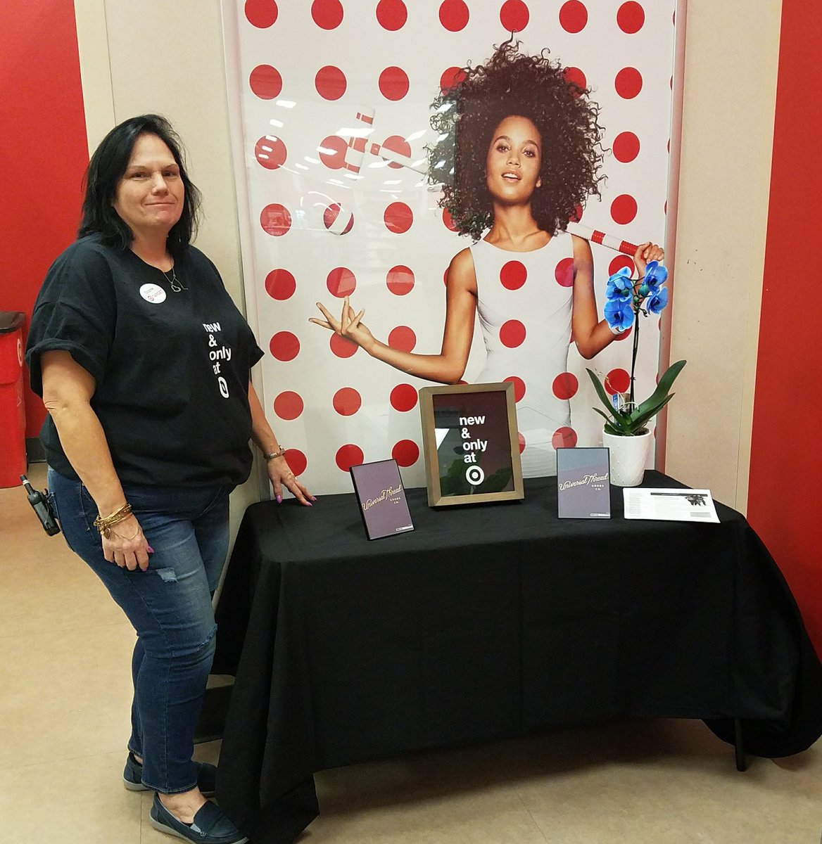 Bryvent94's tweet photo. T1885 TL @kennweg #UniversalThread in da house!!!!!!! @TinaFromTarget @JennyTGT @BMattera_ https://t.co/3GwEDc5p5D