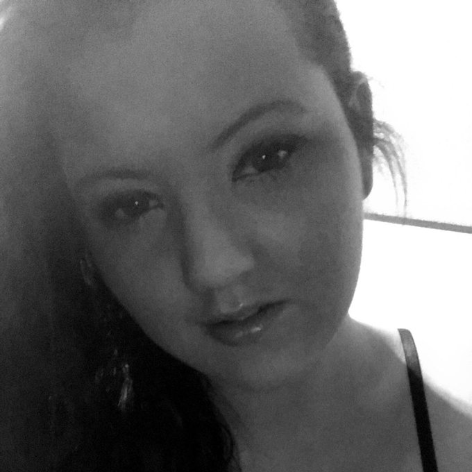 Amelia Rose’s pics and videos