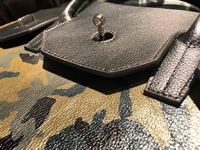 Metaforros's tweet photo. It’s going to be a beaut! #bespokebag #bespokesoap https://t.co/nmt6QkVLid