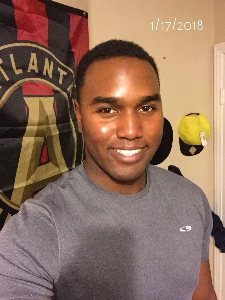 CrunkHam's tweet photo. #BlackMenSmiling is there Anything Wrong With that?!?! https://t.co/UHBBe6c0Ul