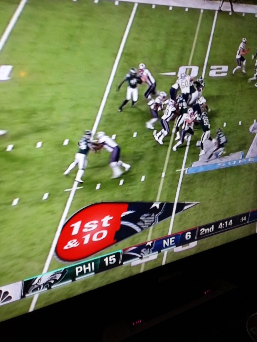 Bikercode1's tweet image. Anyone else see a guitar pick?