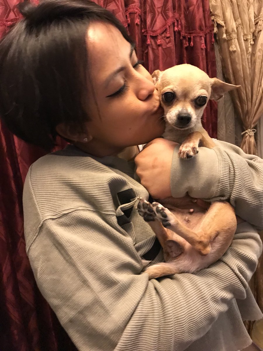 kait_ducos's tweet photo. my gf is the cutest 😻❣️ https://t.co/GIjYKpyfOm