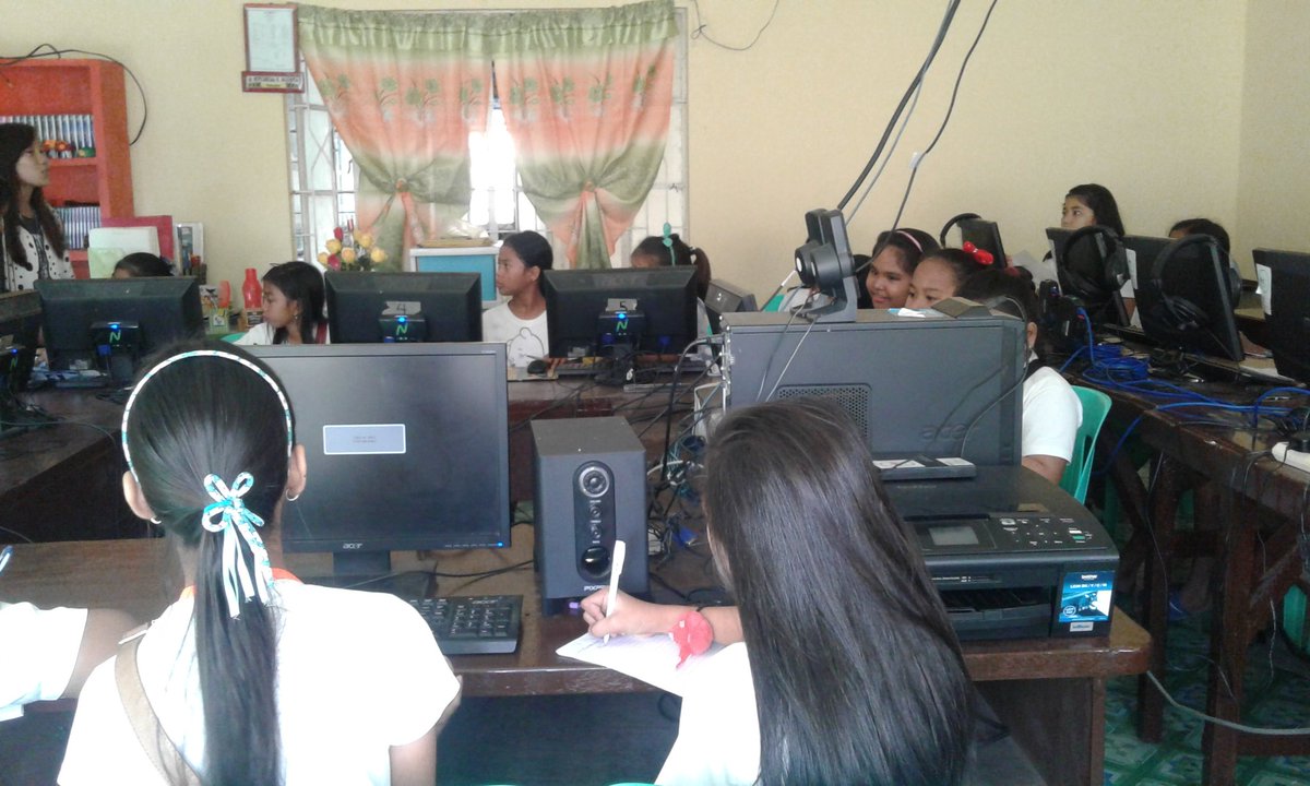 Jhessa28187130's tweet image. My student.💪❤
#computerday!