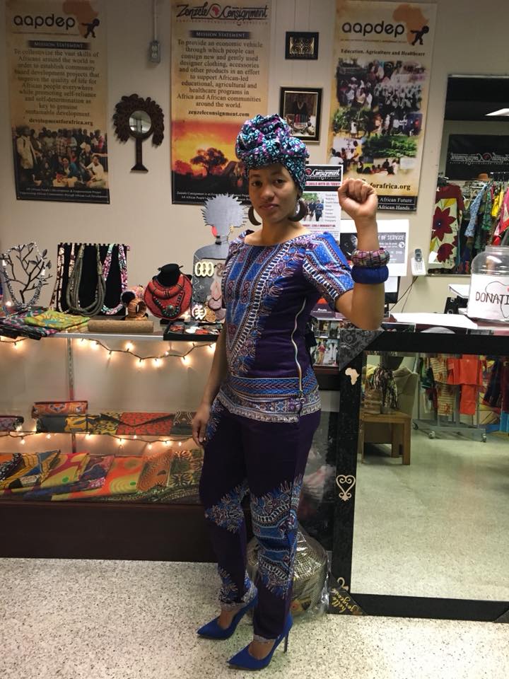 Zenzele_Consign's tweet photo. Local AAPDEP Huntsville Secretary Brandee-ana E. bringing in Black History Month w/forwarding the struggle 4 economic self-reliance, political self-determination and black power by shopping at Zenzele Consignment!
Be like Brandee, shop consign donate and volunteer withus &amp; AAPDEP https://t.co/rUZ8O548hY