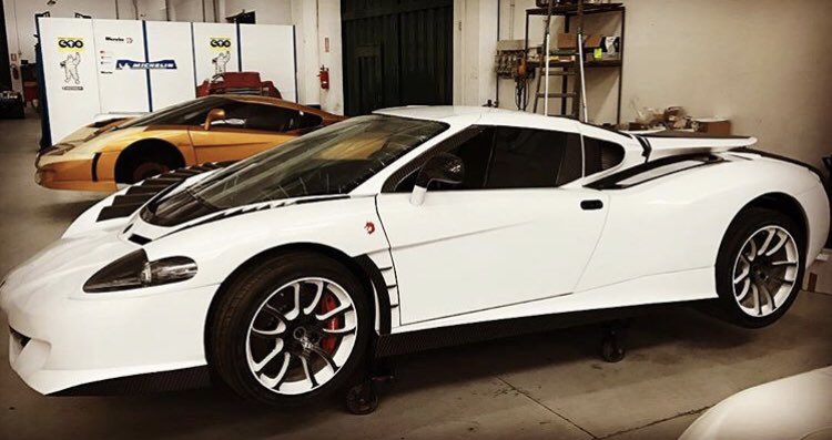PSCMOTORS's tweet photo. The Edonis is powered by a 3.8L Twin Turbo V12 producing 720 horsepower!! https://t.co/hty1qDeuIQ