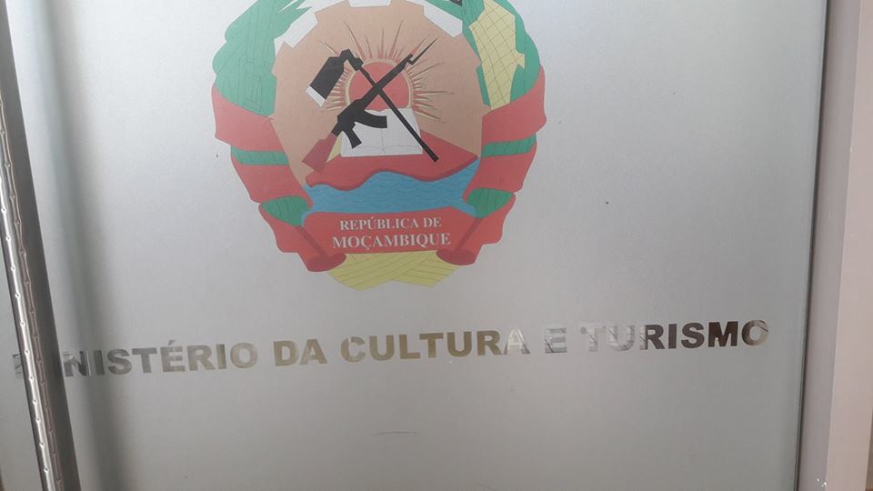 UnathiMem's tweet photo. Thank you to the Ministry of Culture & Tourism in Mozambique and TVM for pledging support to #ShinyoriMozambique18 #MusicUnites #SayNOToXenophobia #Xai-Xai #Chokwe #Chibuto #Maida #Massinga #Maxixe #Matola #Manchica UnitedInDiversity #VisitMozambique #GoToSouthAfrica https://t.co/T7poMHoizU