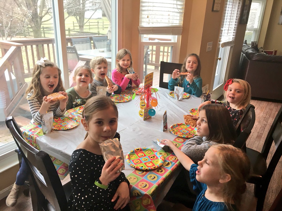 samatti2010's tweet photo. Happy 6th Birthday to our little young lady Emma. What a fun 🎉 party. Thanks to all of her friends who attended! @JohnMattingly23 @SherryFederle @ElemCurric @klichey https://t.co/lwllmqsSEz