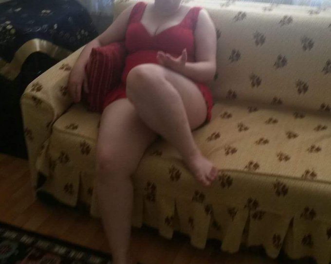 mertmer36666359's tweet photo. Üyemiz sizce karım kaç yarak yemiştir diye soruyor #gavat #godos #evlicift #swinger https://t.co/iOGnqhHxBR