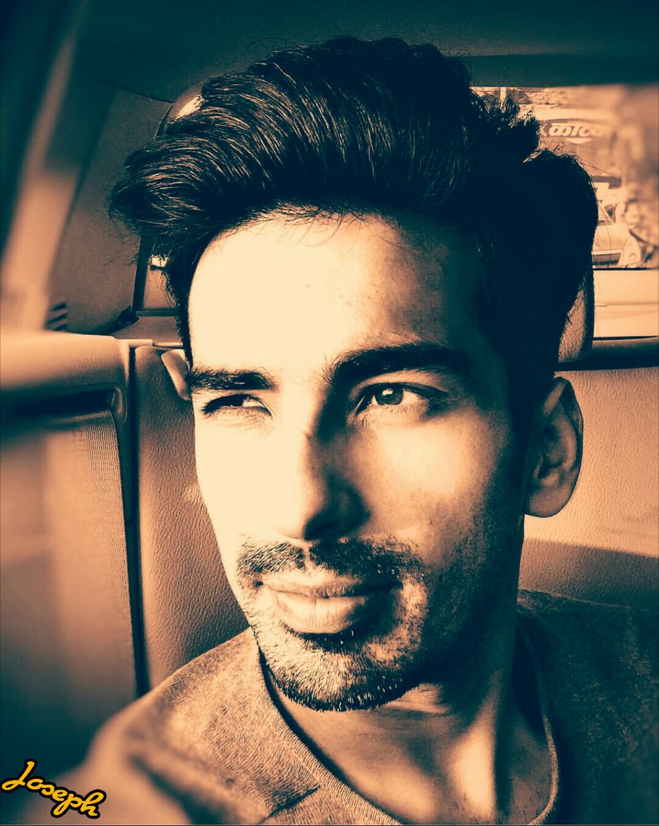 HUSSAIN_SAMI's tweet photo. @itsmohitsehgal #SanayaIrani #Instagram A picture perfect momentsπ #JosephAdvin https://t.co/WyrfL42CTo