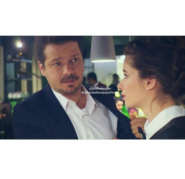 PinarAkdogan_n's tweet photo. Gece daha yeni başlıyor? 💙💛😘❤️ #ArkaSokaklar #alpin #aliakdogan #pınarakdogan ❤ #AlpKorkmaz #IpekYaylancıoğlu #ArkaSokaklar #AliAkdoğan #PınarAkdiğan #AlPın ❤ #ArkaSokaklar #AlPın https://t.co/i09SvDUuRx