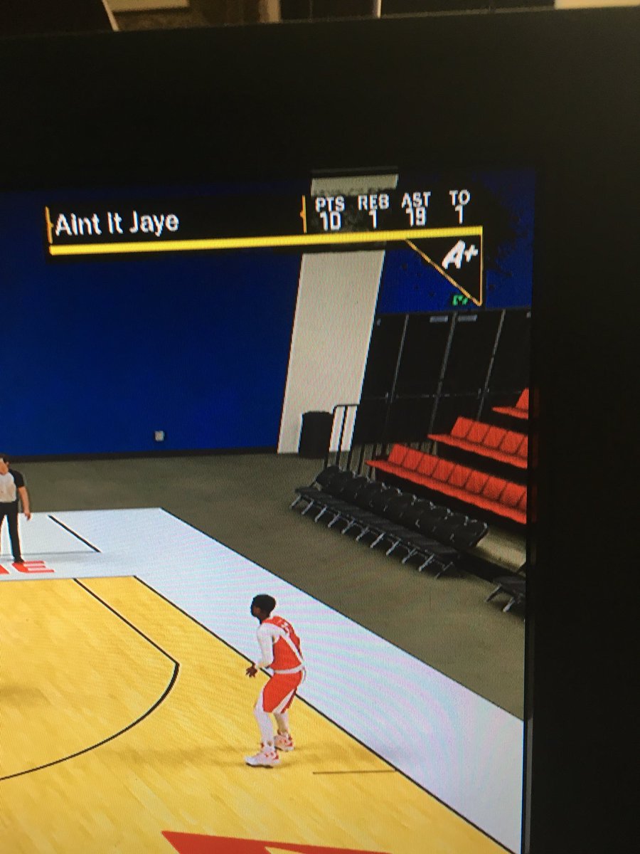 AintItJaye's tweet photo. @WalkOnWarriors @NBA2KLeague This is me every game. Where my PG competition at? Post ya pics 👇�� https://t.co/lQUzsL7Avr