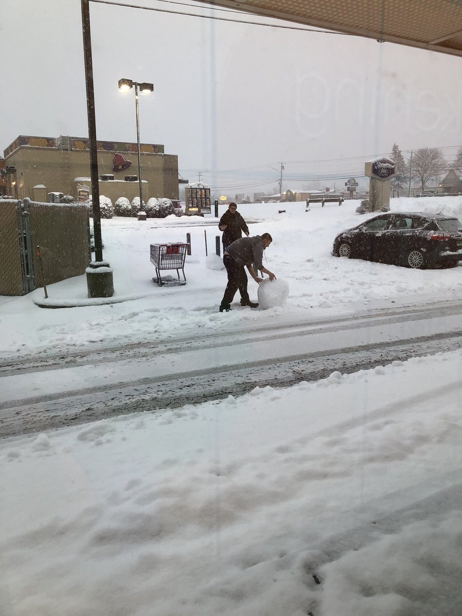 Rutland having fun in the snow. Celebrating 3 premiums for the day! <a href="/SDelk04/">Stephen Delk</a> <a href="/CarolWalsh01/">Carol Walsh</a> <a href="/JannaDucich/">JannaDucich</a>