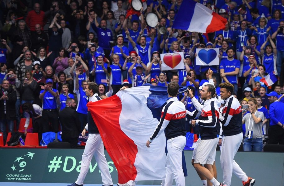 Tenis Universal tweet media