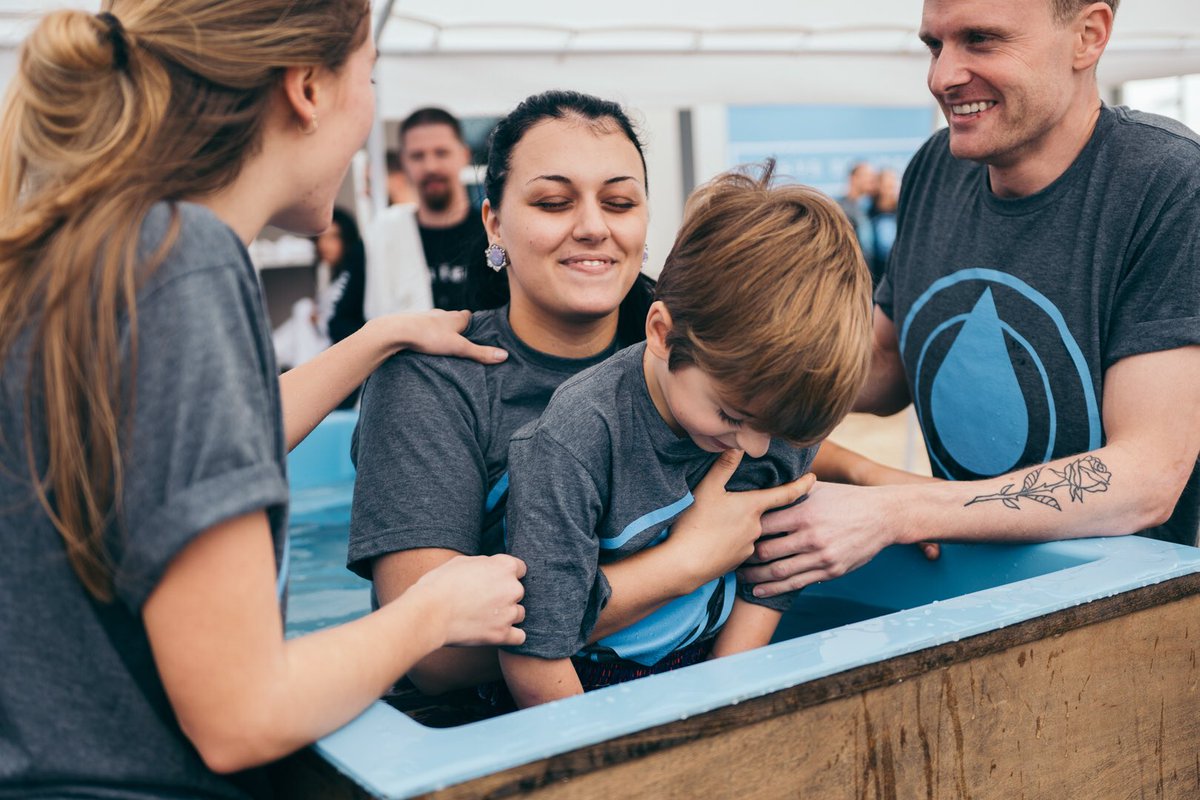 celebration_org's tweet photo. “God has set me free from depression and anxiety. He blessed my family with a new home after Hurricane Irma flooded our old one. God has blessed my life, and I just wanted to thank Him out loud. I want to show people my faith.” -Corinn & son Camden #IGotBaptized #SundayHighlights https://t.co/94NmlVzQeb