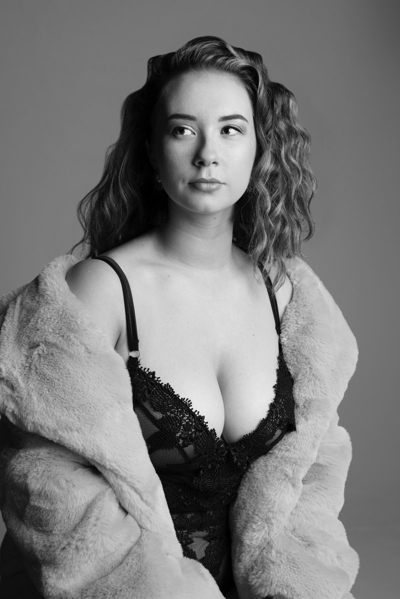 TheIntimatesMag's tweet image. Rachael, Beth and Lacey in An Intimate Affair #IntimatesMagazine