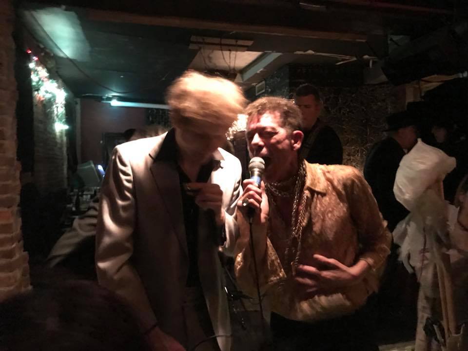 popcatastrophe's tweet photo. The Jam Messengers (w/ Jon Spencer) - Redhook Bait and Tackle, Brooklyn, New York, US (26 January 2018)
Photos: Sean Berger
More Photos / Video: https://t.co/40O7ekowmr
#RobK #MarcoButcher #JamMessengers #MikeEdison #JonSpencer #DeePop #PeterZaremba #JoshStyles #BrianHurd https://t.co/COXMPwCbes