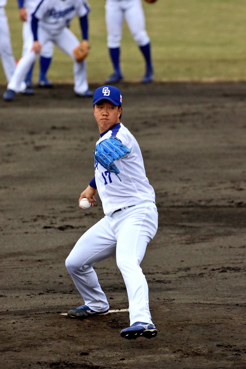 だばし 18 2 4 18中日ドラゴンズ春季キャンプ 北谷公園野球場 柳 裕也 都城シニア 横浜高校13卒 明治大学 中日ドラゴンズ 横浜高校ob 中日 ドラゴンズ