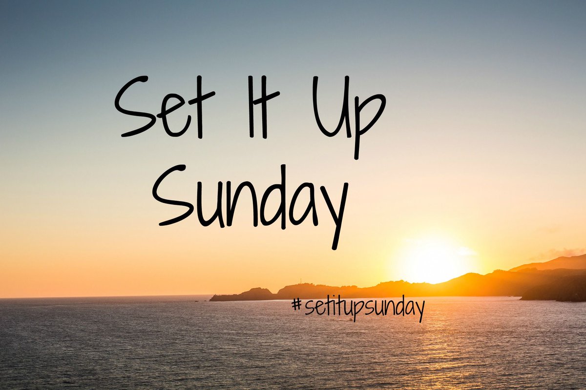 teamlloyd09's tweet image. So, tell me all about it. What do you have going on this week? Make sure to include the #setitupsunday. Also, are you a functional planner or a planner nerd like me? Either is acceptable, I promise.