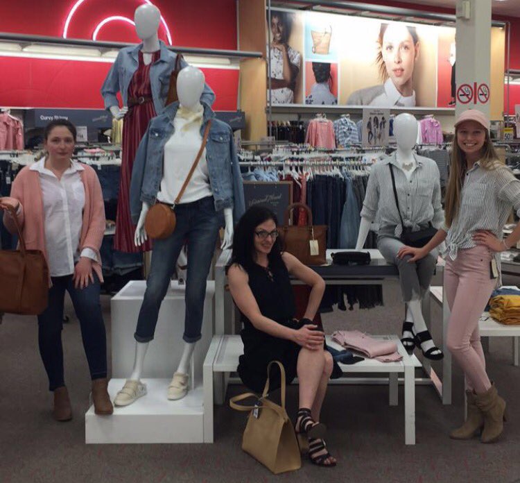 Camilla Falcon tweet media