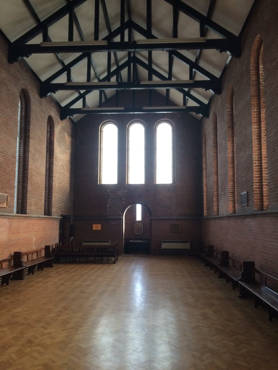CsillaToldy's tweet photo. St.Martins Church in East Belfast the magnificient venue for our upcoming Food for Thought showcase with @EastSideArtsBel and @TerraNovaDrama #foodforthought @ACNIWriting 9/2/18 7pm #Bananas! https://t.co/3fYZpVww12