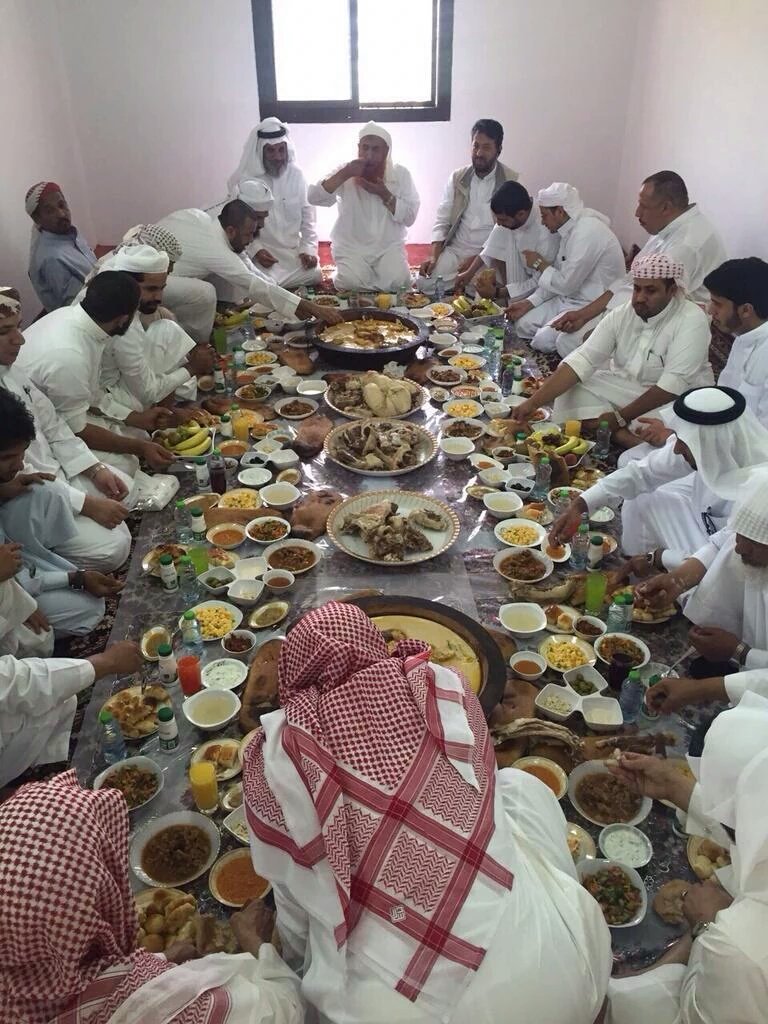 hassan_1965's tweet photo. @kuwait_7bebtii @20Gafa @mglom11 @HaniASALGhamdi @AlsisiOfficial @harthim2013 @NaifalAsaker @dr_alraies @KingSalman @sadm0011 @naif4002 @jgp_b @HamadAlateq #خان_يخون_اخوان
#اما_بعد
فعجبا لمن يحسنون الظن بحزب الإصلاح المصلحجي
ويعتمدون عليه في الأزمات
والظروف الصعبة
 رسالتى لولاة الأمر
هناك من يلتف حولكم اليوم
تقية
ليغدر بكم غدا
#باختصار 
#حزب_الإصلاح أبو وجهين
وإعلاميوا العار الممولة جيوبهم
هم المستفيدون من إطالة زمن العاصفة
فاحذروهم https://t.co/Hg06LZEWP9