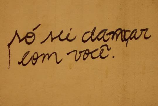 Isso é o que o amor faz.