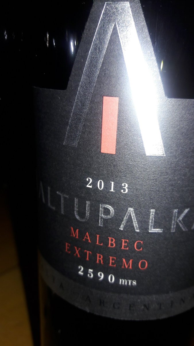 Lore (@lorebahia) on Twitter photo Si hoy se termina el mundo, que me encuentre tomando un buen salteño <a href="/Altupalka/">Bodega Altupalka</a> ❤️🍷💣. Si hoy se termina el mundo, que me encuentre tomando un buen salteño <a href="/Altupalka/">Bodega Altupalka</a> ❤️🍷💣.