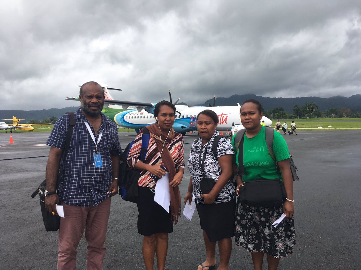 #Luganville &amp; #PortVila #markets a site for learning and capacity-building, as marketplace leaders from #SolomonIslands and #Vanuatu share ideas to improve #marketplaces for #women. #MarketsForChange