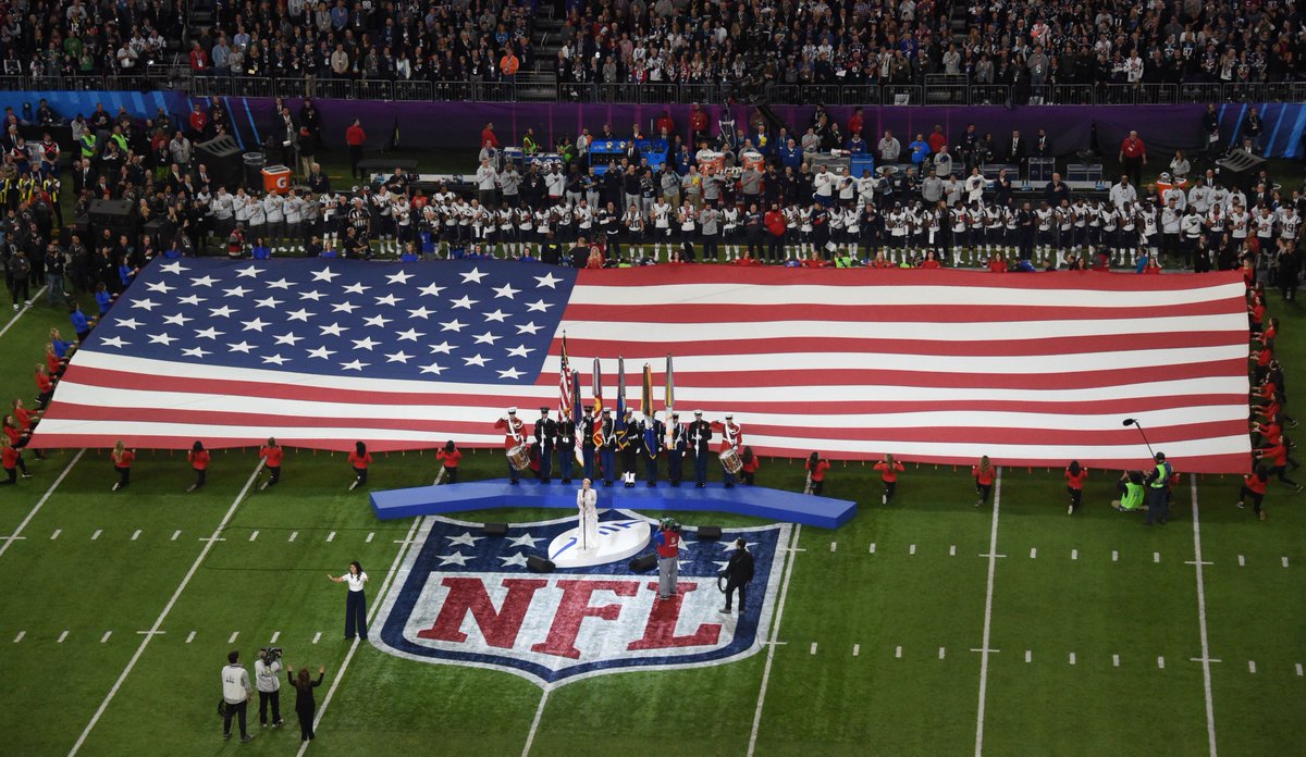 No NFL thugs kneel during anthem - liberals do it on Twitter