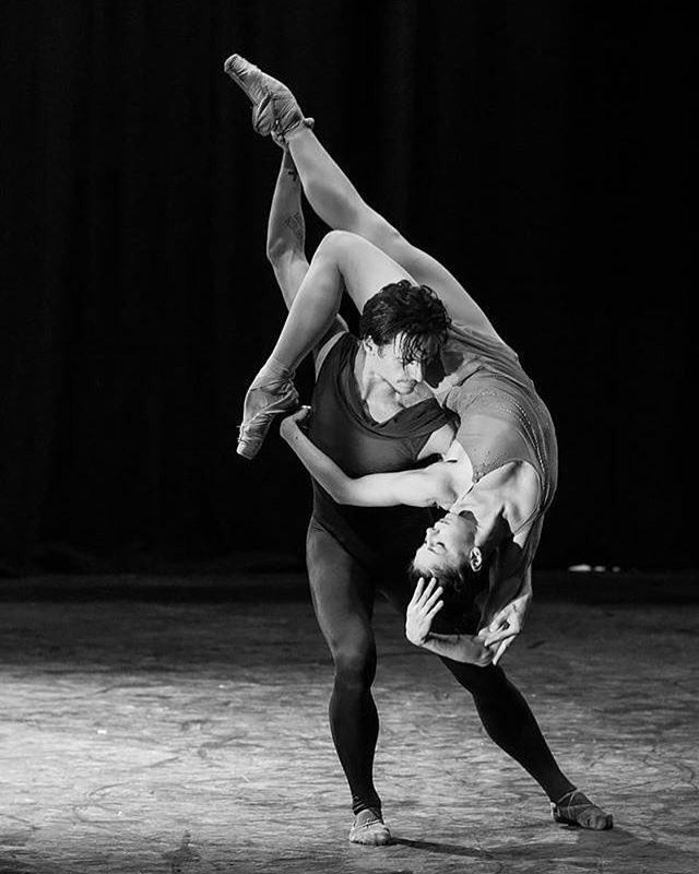 DdiDanza's tweet photo. #NataliaOsipova and #SergeiPolunin
in #Scriabiniana by #KasyanGoleizovsky
from #Satori
#ProjectPolunin
#EnglishNationalOpera2017
📷 #AleksandraMuravyeva © #AleksandraMuravyevaPhotography #balletphotography #ballet
@NatOsipova @SergeiPolunin_ @projectpolunin @LondonColiseum https://t.co/saODZp9Oej
