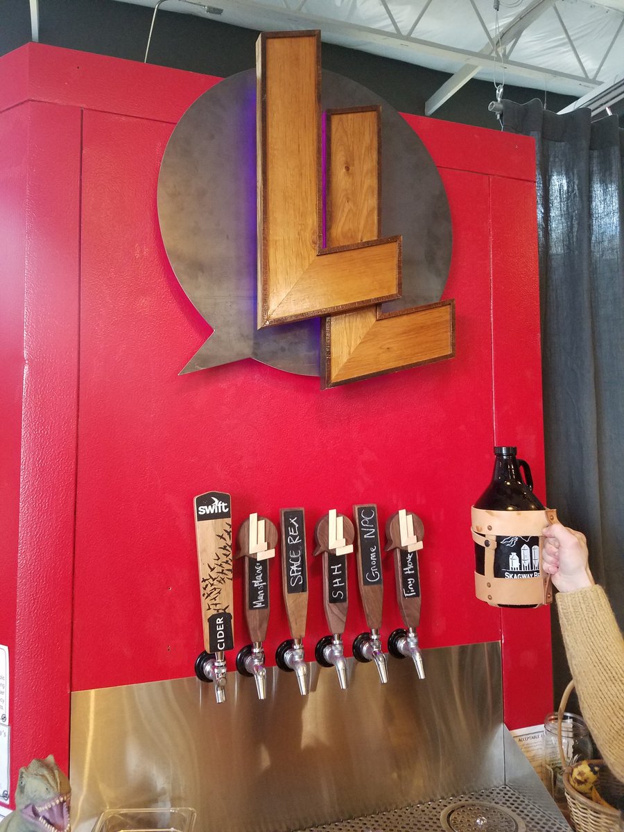 Blanco97217's tweet photo. Newest brewery in Portland! So delicious! Attached to your local homebrew shop! Hello Look Long Brewing! #looklong #Brewery #craftbeer #nopo #arborlodge #pdx #drinklocal #beer #newbrewery #pdxbeer #homebrewexchange #relaxhaveahomebrew https://t.co/u6MOIJV8Ln