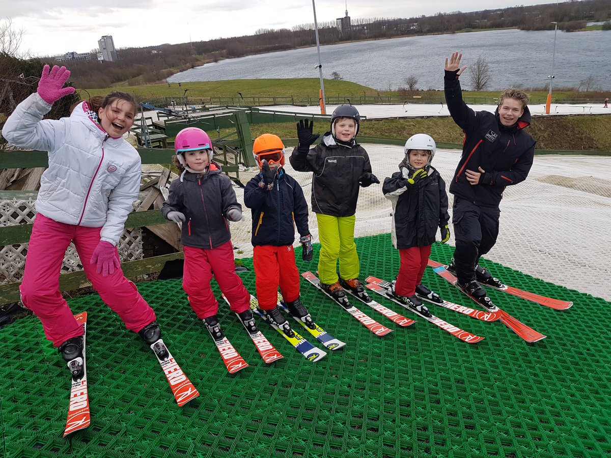 Nog 3 weken tot de krokusvakantie! #skiles #skiplezier #goedvoorbereidopwintersport