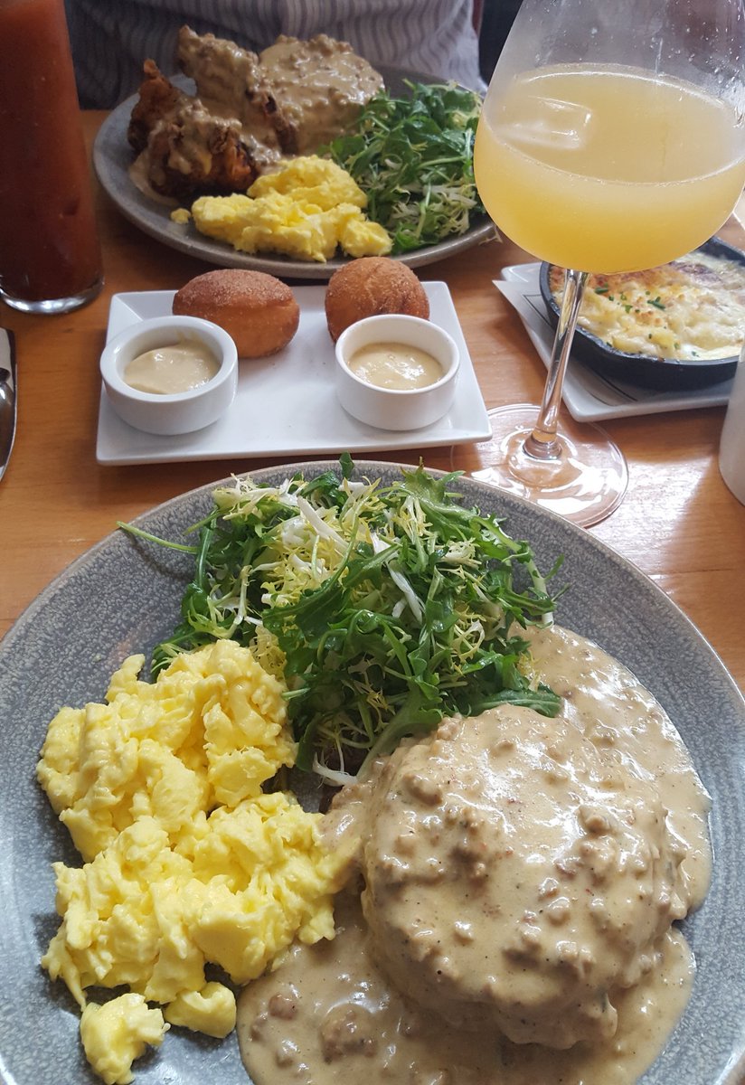 #luvOAKproud and it's restaurant scene.  <a href="/scotch1rock/">Hopscotch Oakland</a> Also love  #SOUTHWESTAIRLINES &amp; #PUERTORICO!