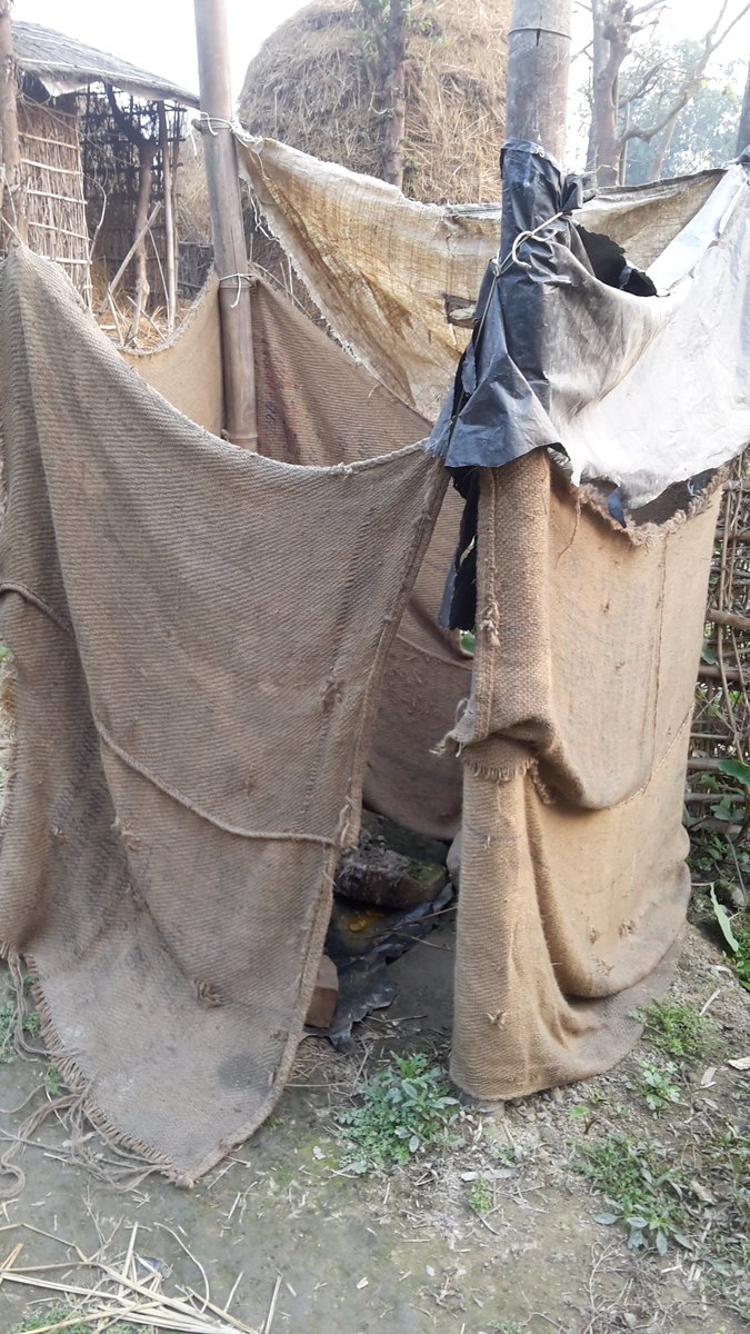 CleanAraria's tweet photo. After Triggering activity in village people started using katcha toile and constructing pakka toilet to make #CleanAraria #OpenDefecationFree for @swachhbharat & @LSBA_Bihar #mycleanindia #ZSBP https://t.co/l6AdQKQM7z