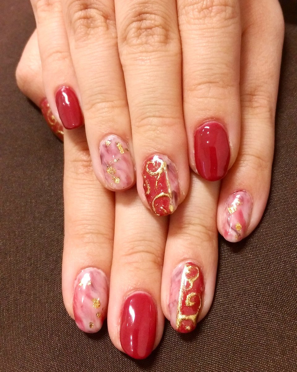 Jimyu___nail's tweet photo. ニュアンスネイル？的なのやってみた〜。でも今日オフしてまた違うのやる予定✌ https://t.co/OL393toYPz