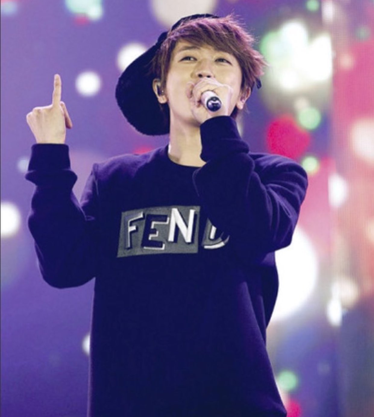 買収 Nissy AAA西島隆弘さん 着用 FENDI FF0285 S kids-nurie.com